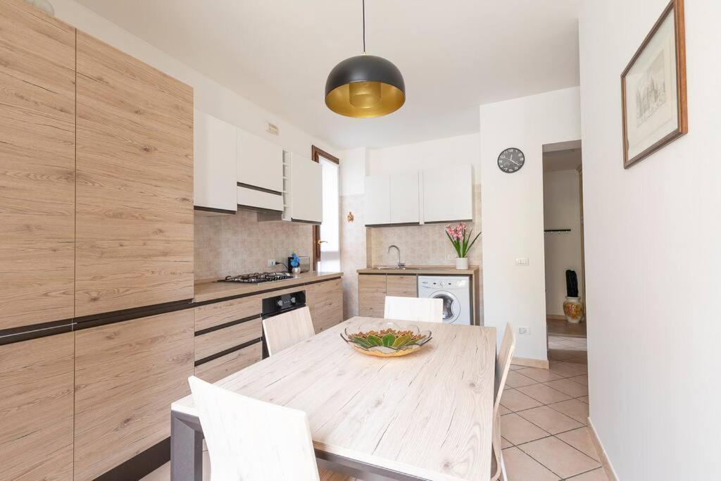Ferienwohnung Residenza Sirtori Free Parking Verona Exterior foto